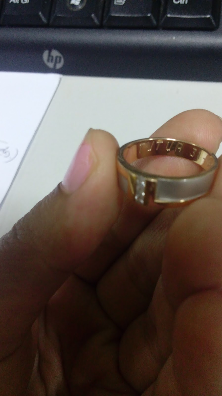 7000+ Gambar Cincin Tunangan Di Toko Emas HD Terbaru 7000+ Gambar Cincin Tunangan Di Toko Emas HD Terbaru
