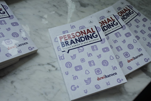 Peluncuran Buku Dewi Haroen "Personal Branding, Sukses Karir Di Era Millenial"