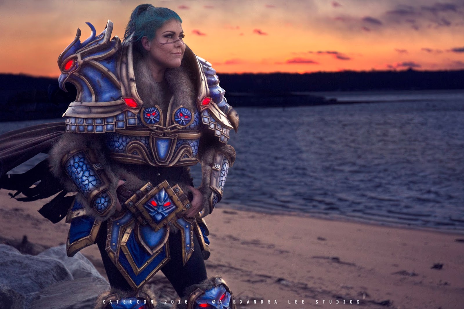 Cosplay Feature: Jackie Craft's Varian Wrynn! 