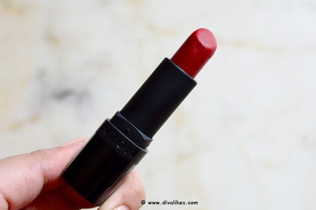 Avon True Color Perfectly Matte Lipstick Red Supreme