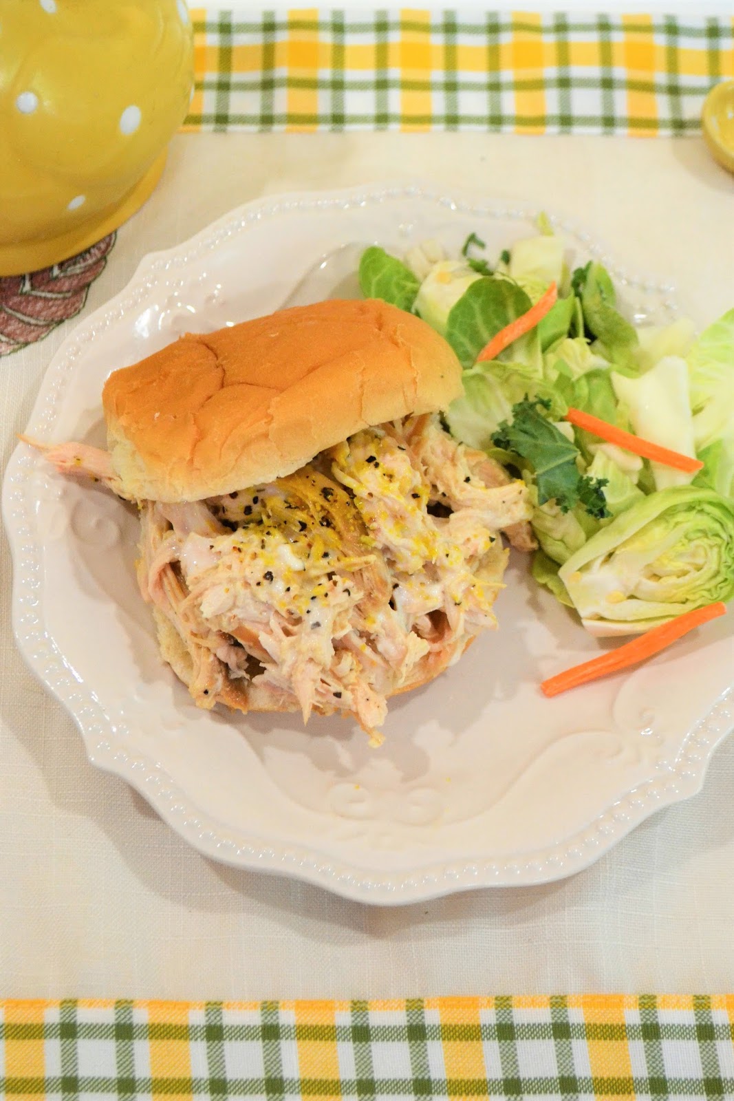 TIP GARDEN Barbecue Shredded Lemon Pepper Chicken Sandwiches