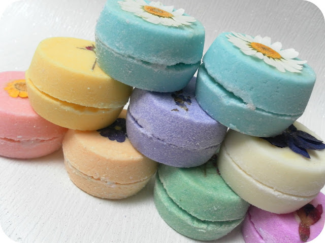 A picture of Miss Patisserie Macaroon Gift Tin