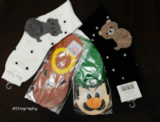 dithography Wajib Belanja Kaos Kaki di Korea