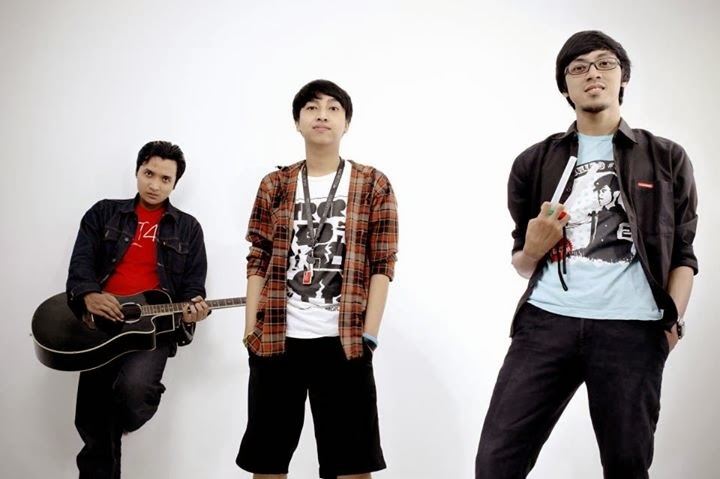 [DOWNLOAD] JKT48 Cover (Rookie Boom) Fourty Eight