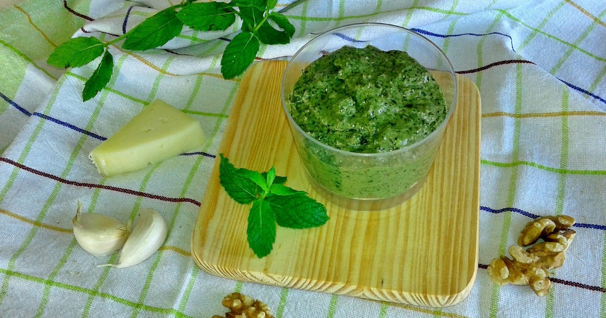 Майже класичний соус песто (Pesto alla menta e basilico) Італійські