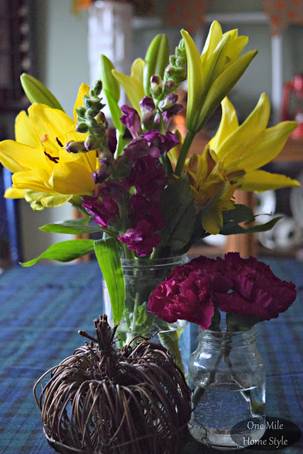 Supermarket Flowers into 3 Beautiful Centerpieces - Elegant Look #3 | One Mile Home Style