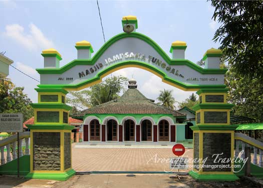 Gambar Desain Gapura Masjid Minimalis Rumah Joglo Limasan Work
