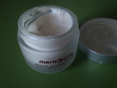 Macrovita intense rehydration mask with rice, cupuaçu και coenzyme Q10