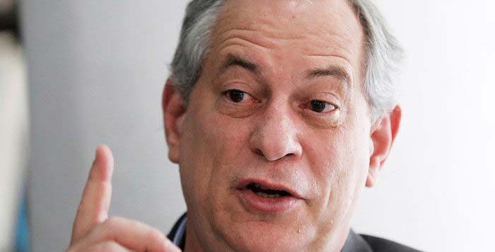 'Fomos miseravelmente traídos por Lula', diz Ciro Gomes