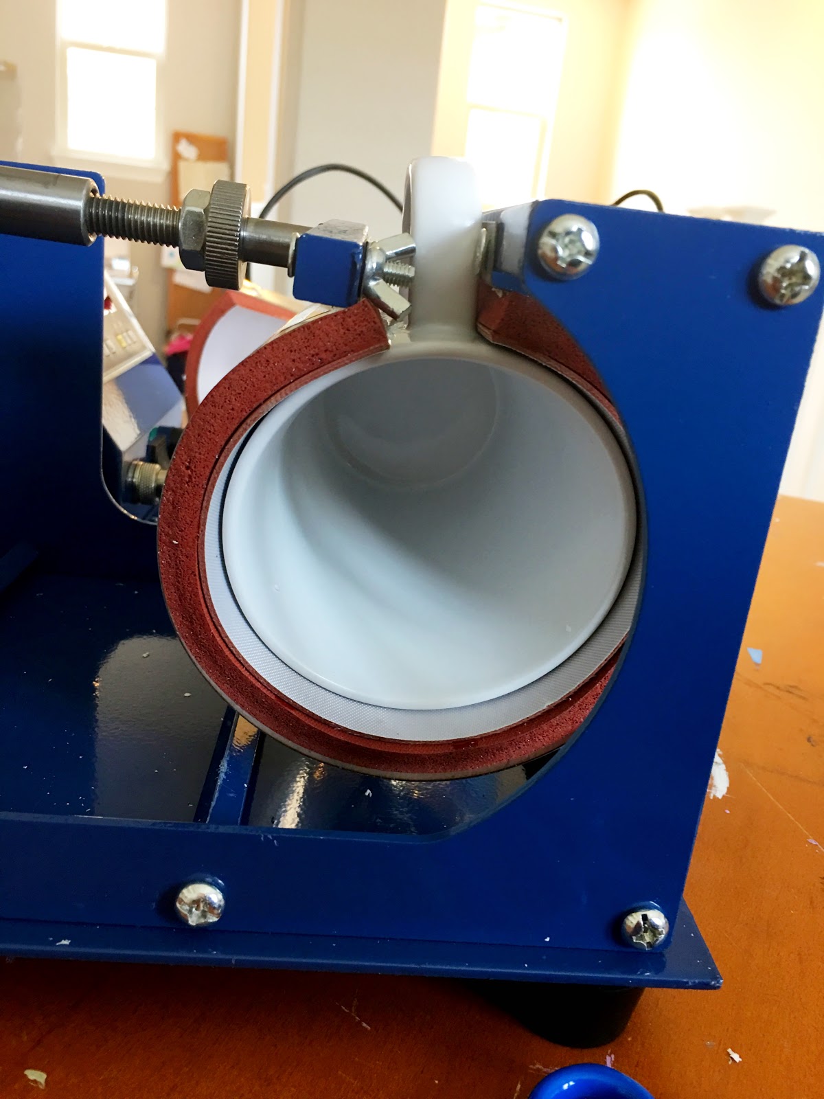 Putting HTV on Mugs with a Mug Press Beginner Tutorial Silhouette School