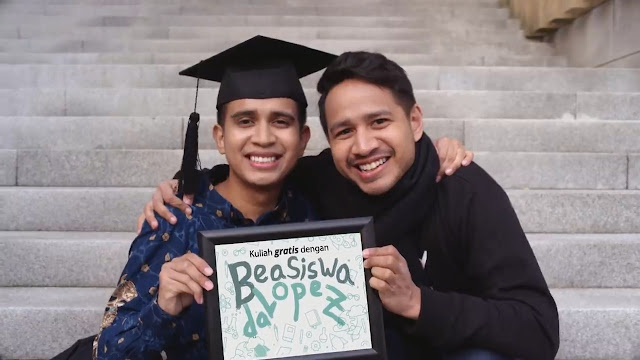 YouTube Rewind 2018 - Everyone Controls Rewind - SkinnyIndonesian24 YouTube Rewind 2018 - Everyone Controls Rewind - SkinnyIndonesian24