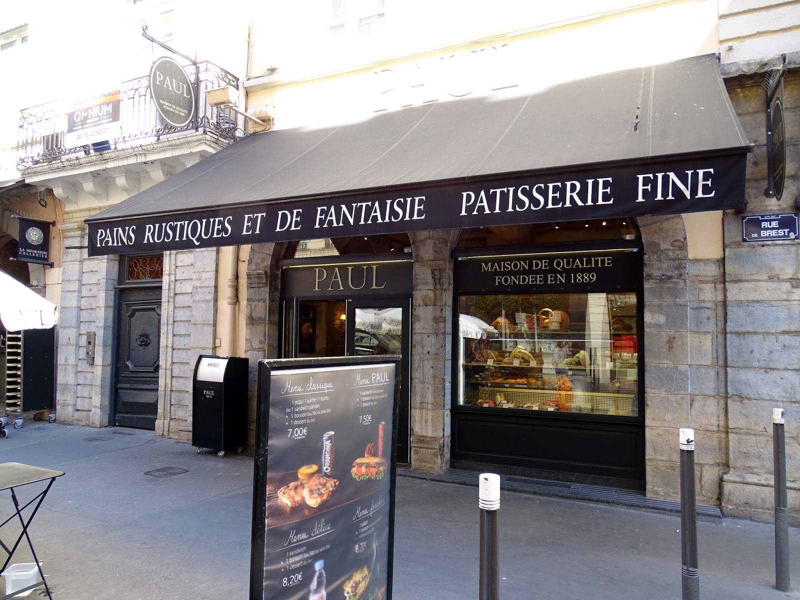 Paul Bakery Lyon Brest (Lyon, FRANCE) ★★★☆☆ A traveling foodie