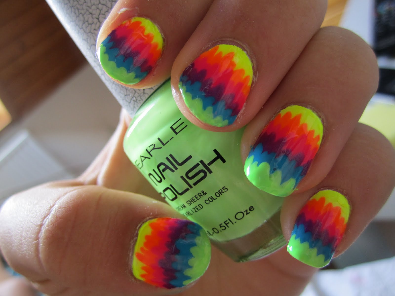 Creative Nail Polish: Rainbow nails