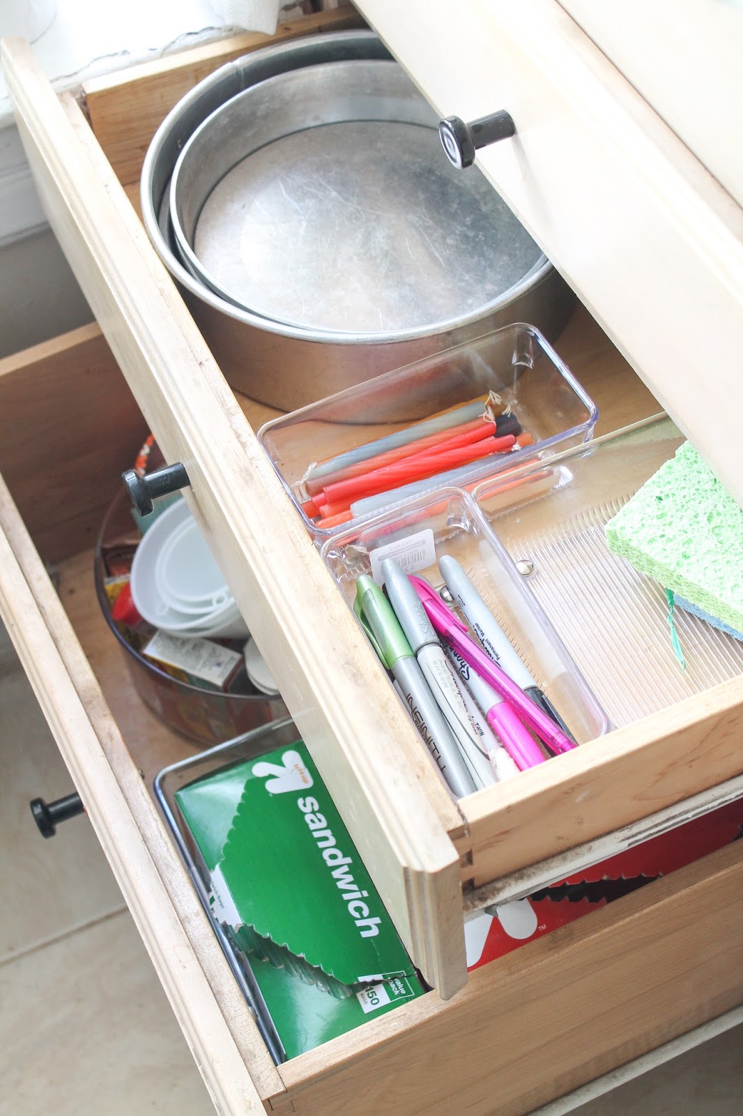 10 + Easy Ways To Organize Your Kitchen - TfDiaries