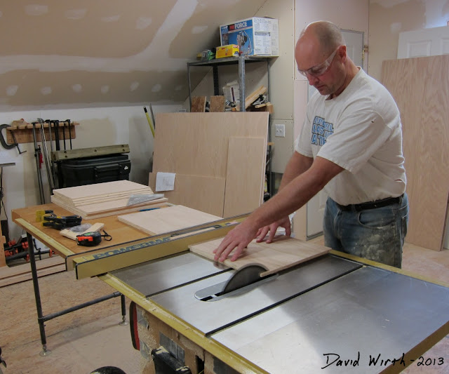 how to use a table saw, cutting on table saw