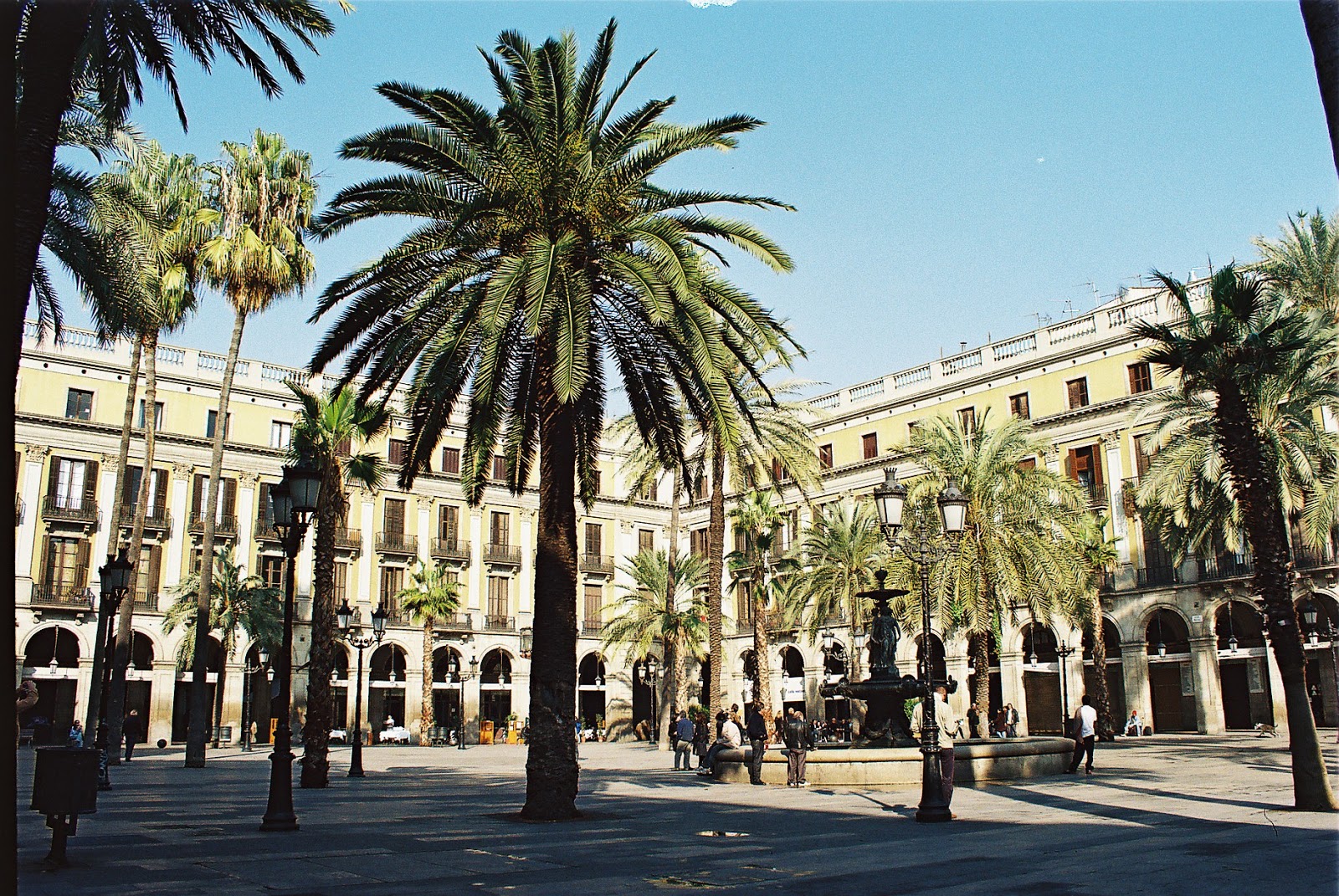 SENSATION APARTMENTS BARCELONA Plaça Reial