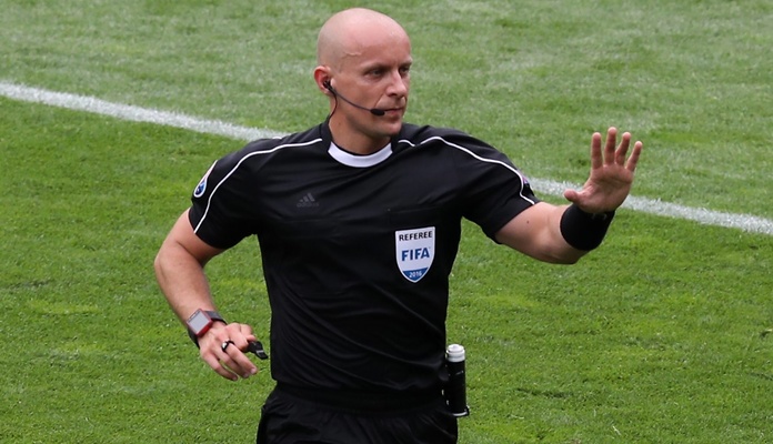 Refereeing World: Marciniak: From CORE to EURO