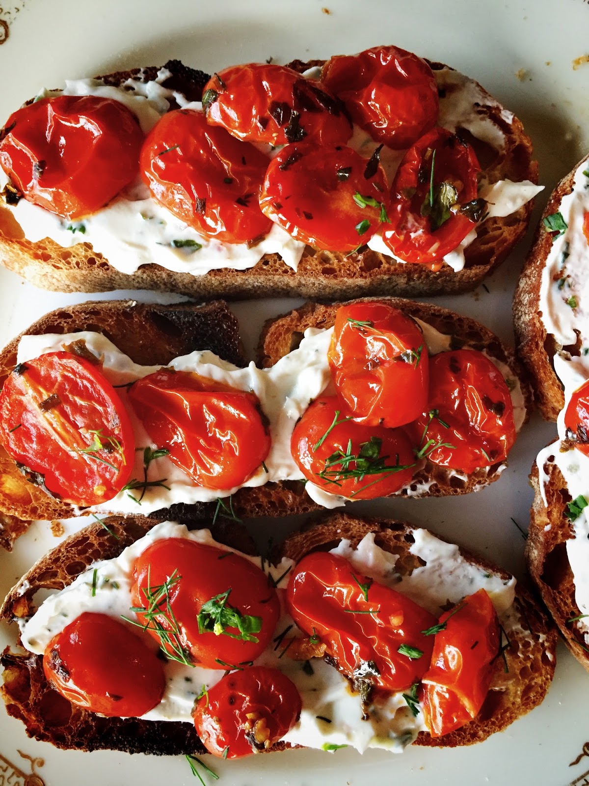 Cherry Tomato Crostini with Herbed Goat Cheese