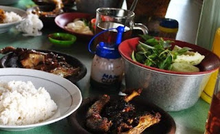 Kuliner Semarang Bebek Bakar dan Goreng Pak Thori