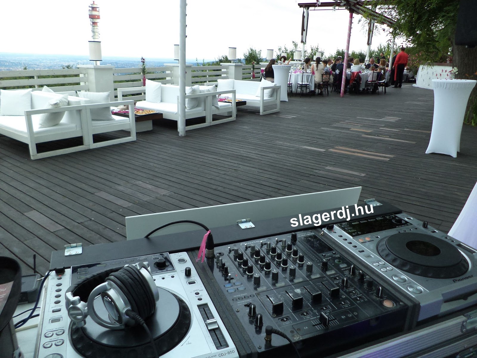 Esküvő DJ Budapest, Rendezvény DJ Budapest, Wedding DJ Budapest, Wedding DJ Esküvői DJ árak