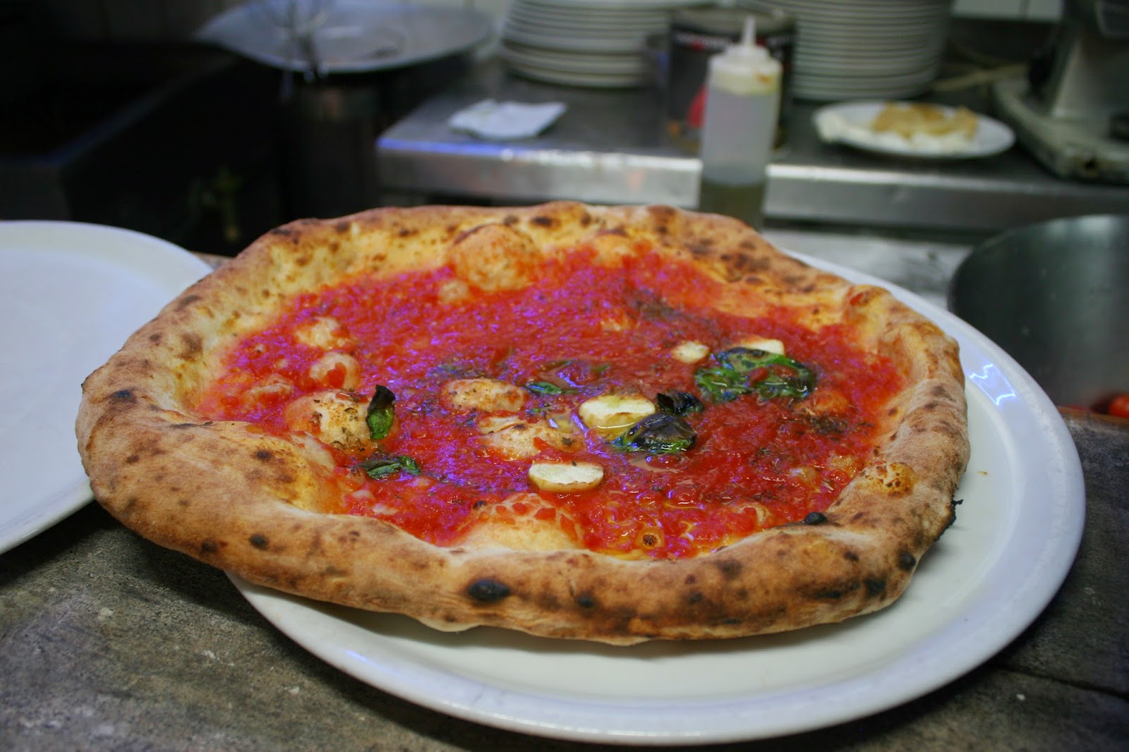 Pizza... passione napoletana Antica Pizzeria Port'Alba