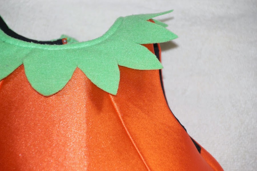 DIY Cómo hacer un DISFRAZ Halloween de CALABAZA para niños (patrón gratis). Blog diy y blog de costura.