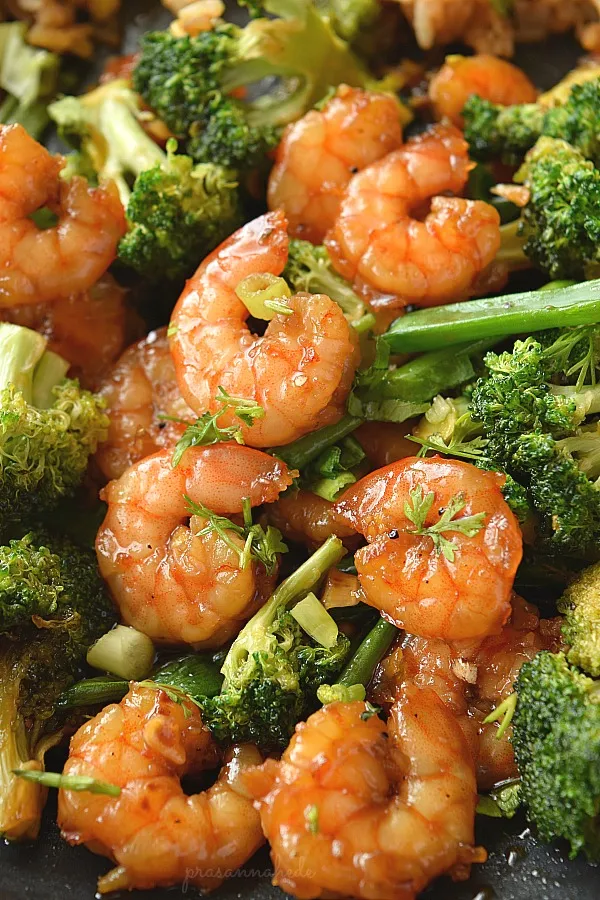 Best and Easy Honey Garlic Shrimp Skillet Recipe with lots of Broccoli and scallions