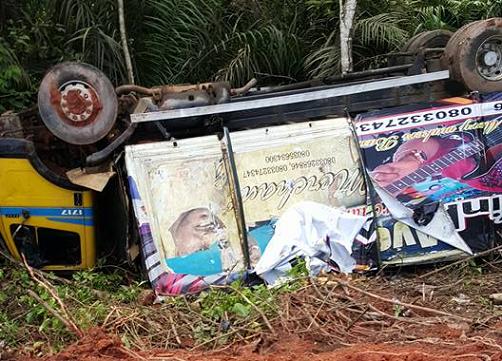 yinka ayefele in car accident yinka ayefele in car accident