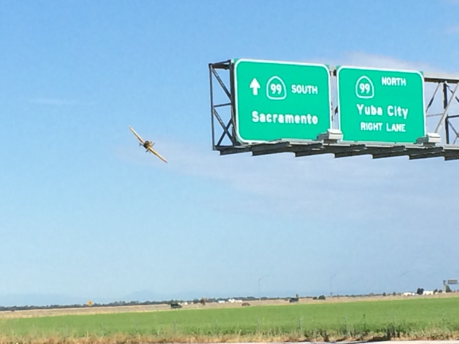 Totally Jacked Up Aircraft Photos The Wisdom Of Bugs Bunny "Hey, This Doesn't Look Like Pismo