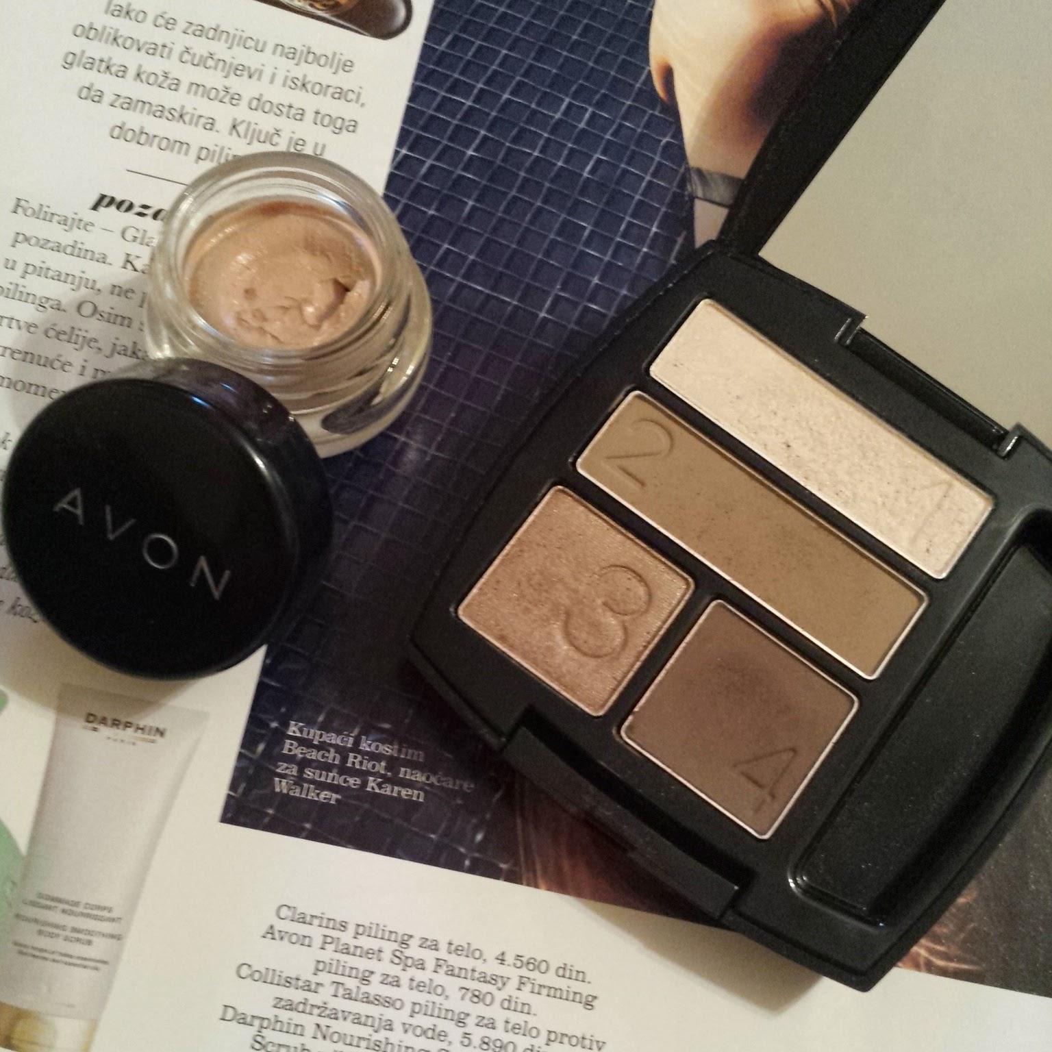 Little obsessions Avon eye shadow & primer
