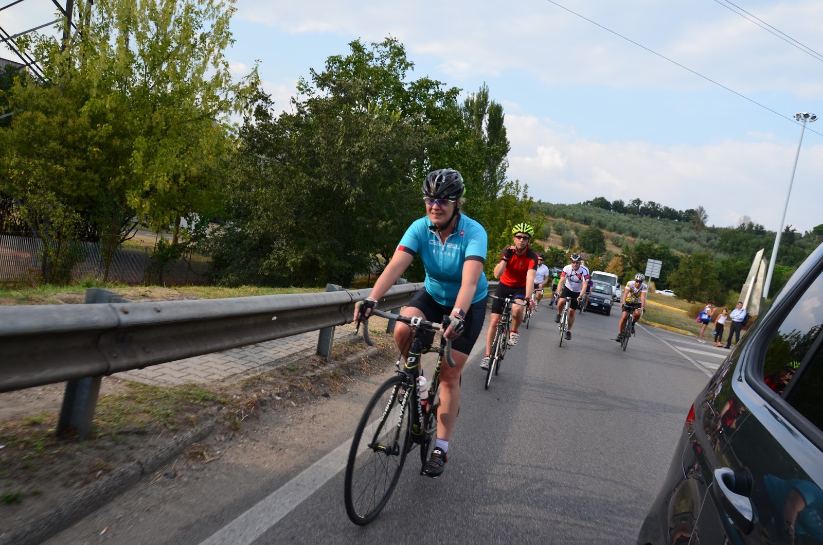 carbon road bike rental in Florence cycling Tuscany with veloce bicycle