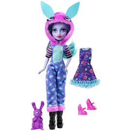 Monster High Twyla Howling Hoodies Doll