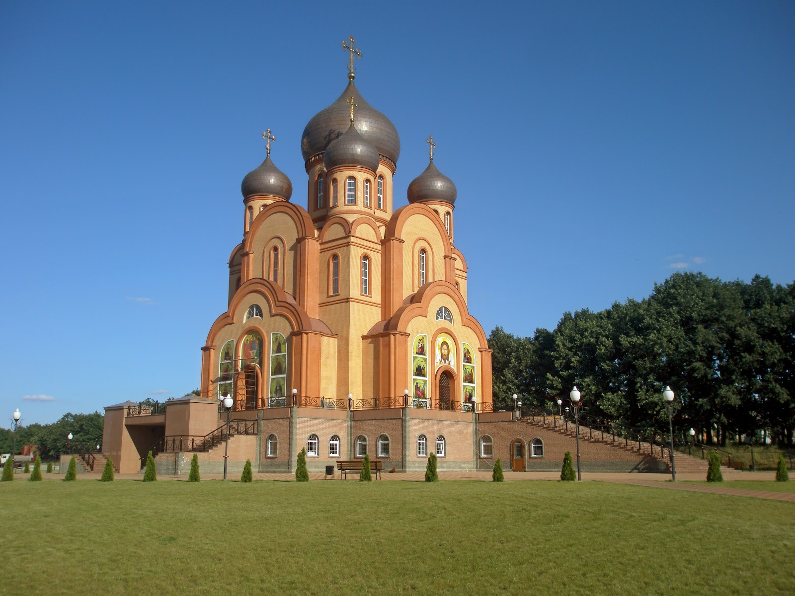 Храм Сергия Радонежского старый Оскол