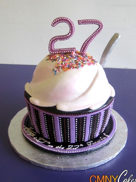 27th+Birthday+Ice+Cream+Cup+Cake.jpg