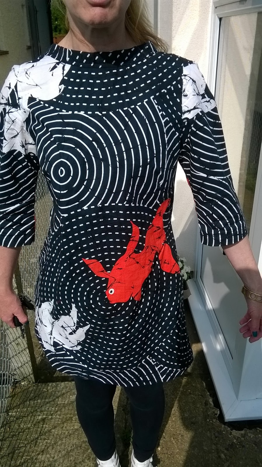 https://brackencrafts.blogspot.com/2016/05/45-goldfish-dress-mmmay16-day-27_27.html