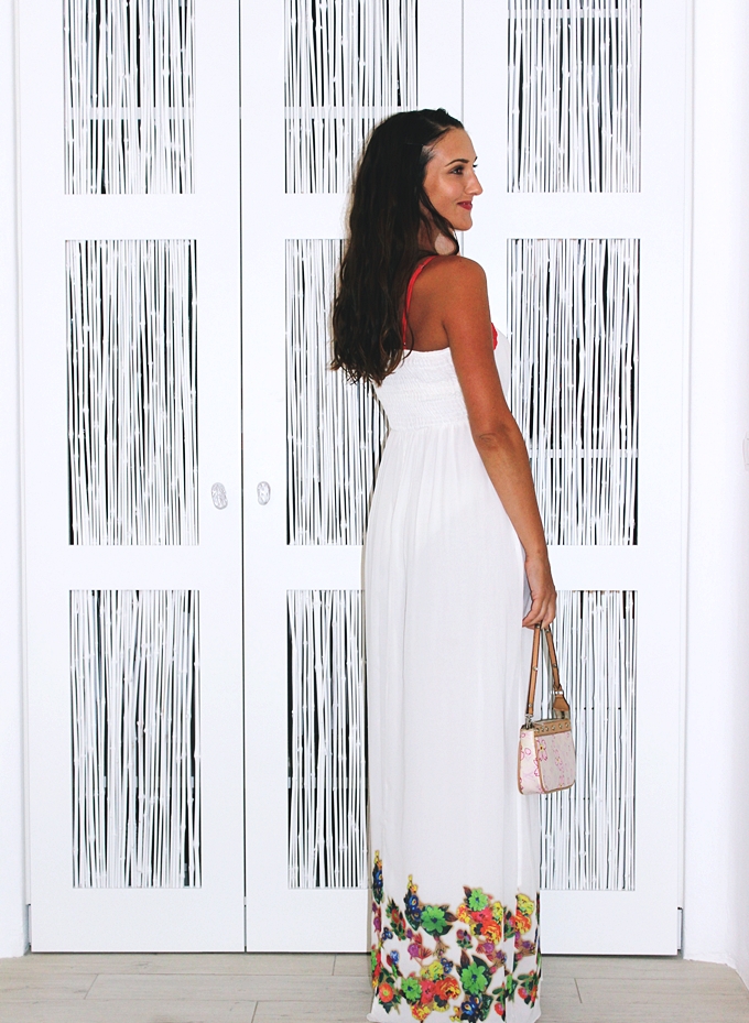 how to wear long white dress in summer, white dresses for island vacation