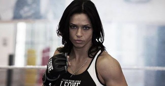 Елена Овчинникова боец