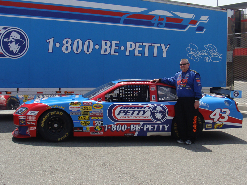 NASCAR Race Mom NASCAR Racing Experience, Richard Petty Driving