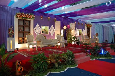 purple wedding reception decor