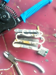 Sambung paralel baterai hp Sambung paralel baterai hp
