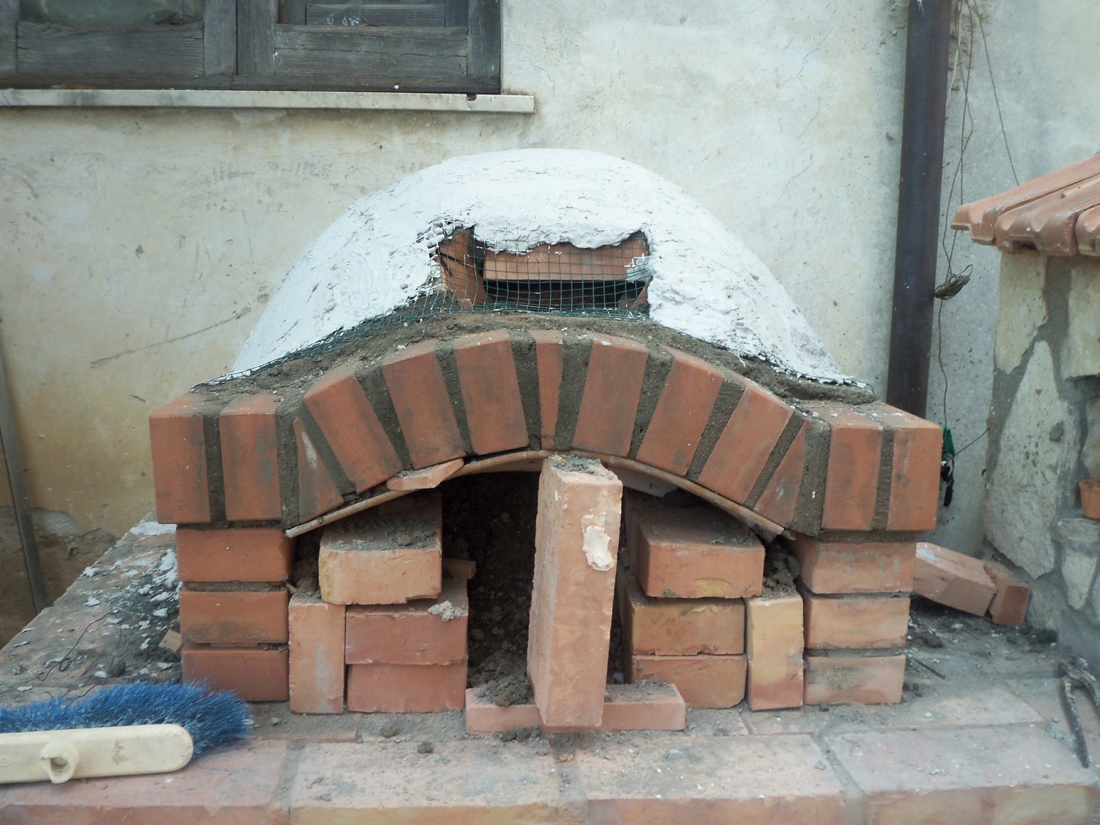 La cucina dello Stregone: Costruzione fai da te per un forno a legna