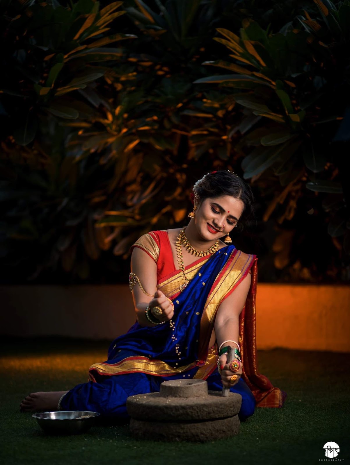 Pin by Abhijit Jadhav on Wedding | Model photography female, Saree  photoshoot, Saree poses