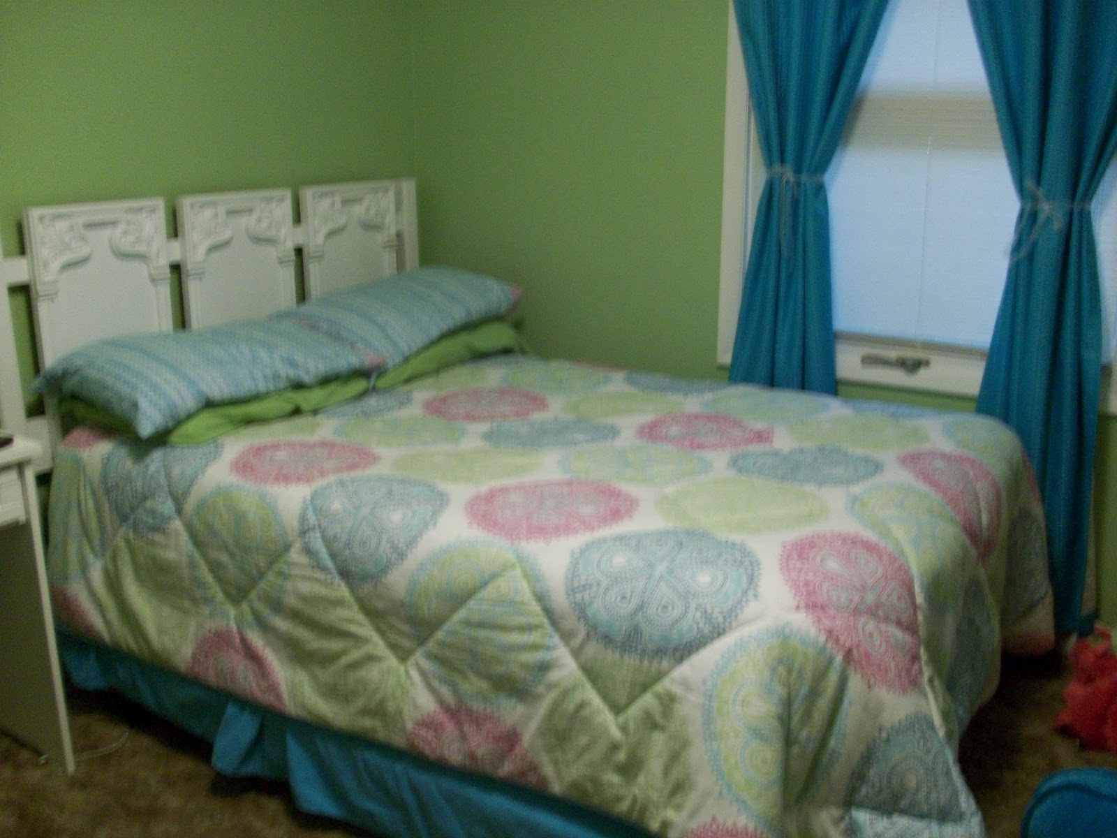 Found Home Designs Thrift Store BedFrom Trash to Treasure