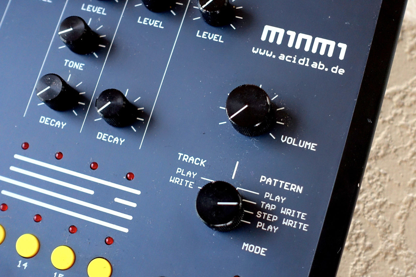 MATRIXSYNTH Acidlab Miami Analog Drum Machine Synthesizer