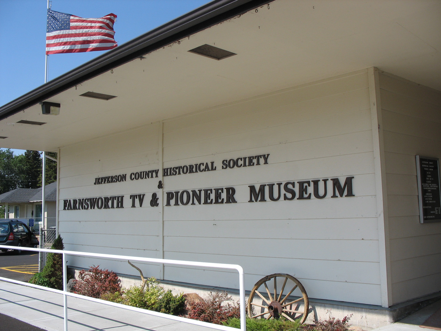 Eccentric Roadside Ah, look at all the lovely people Rigby, Idaho's