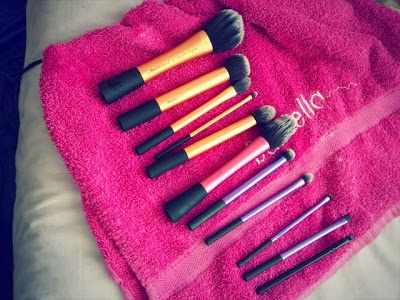 How I clean my makeup brushes
