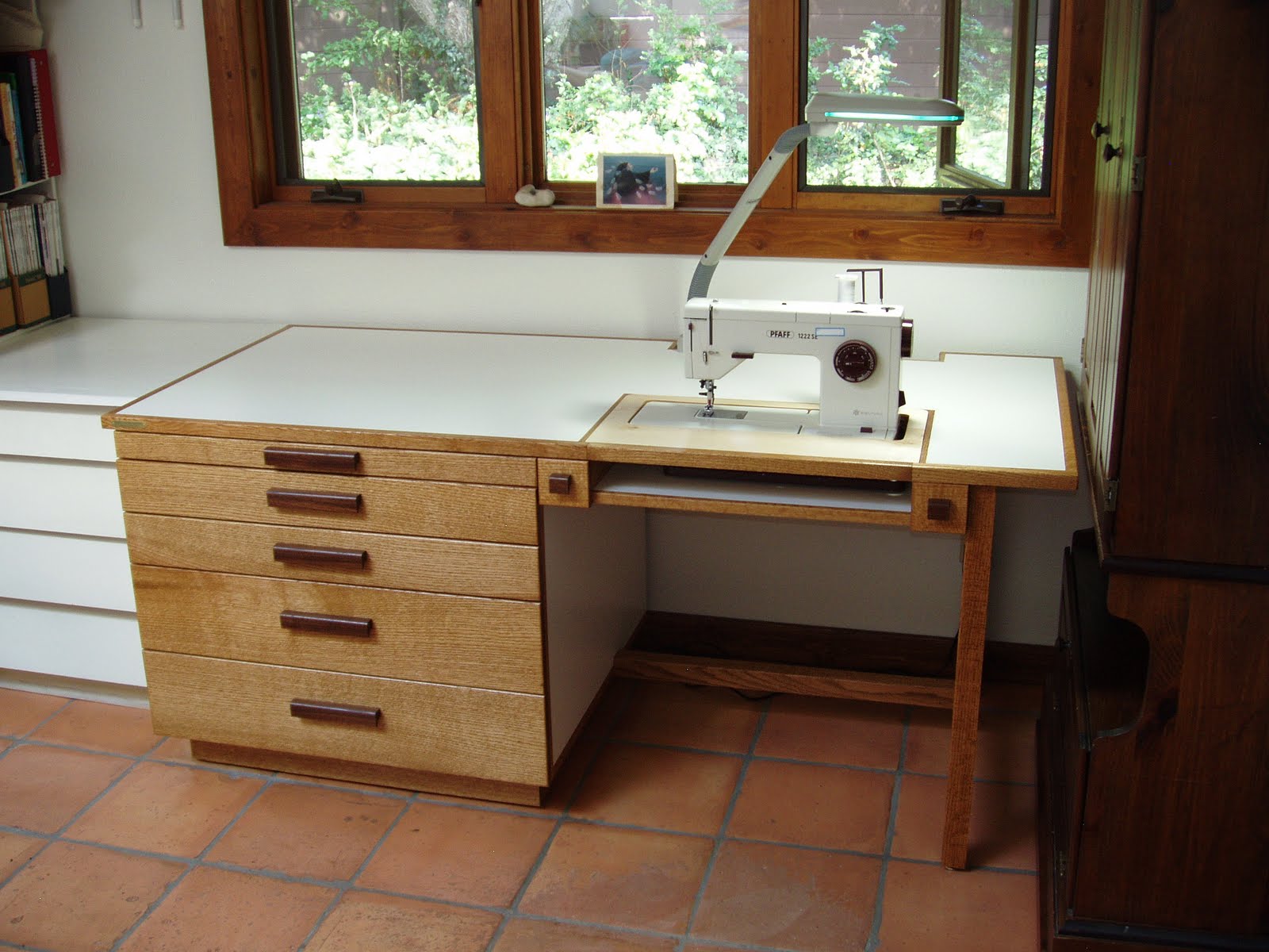 Flying Circus Studios - Kurt J. Meyers: Sewing Center