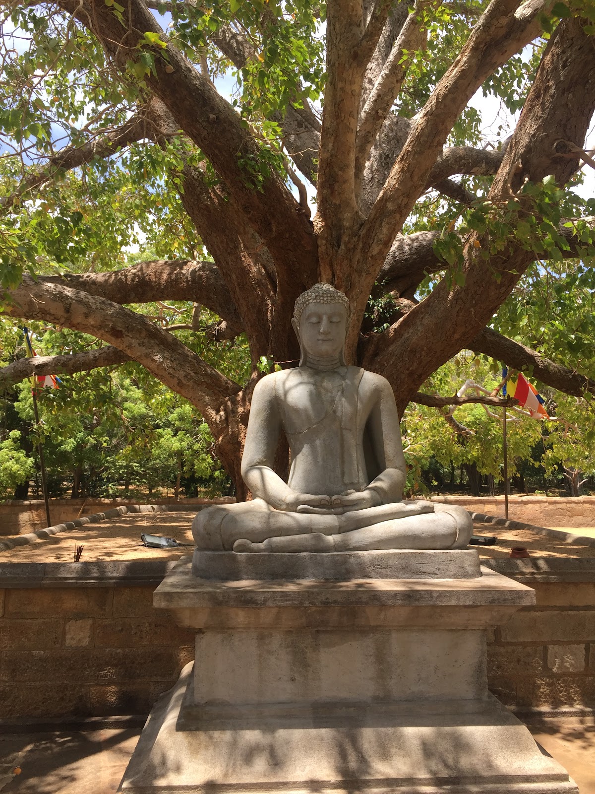 斯里兰卡，阿努拉德普勒- Thuparama 库存照片. 图片 包括有 上帝, 柱子, 圆顶, 历史记录 - 104348578