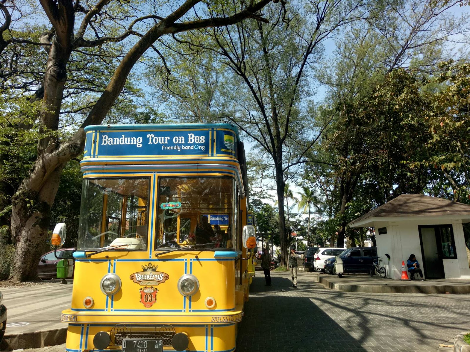 bandros bandung tour on the bus