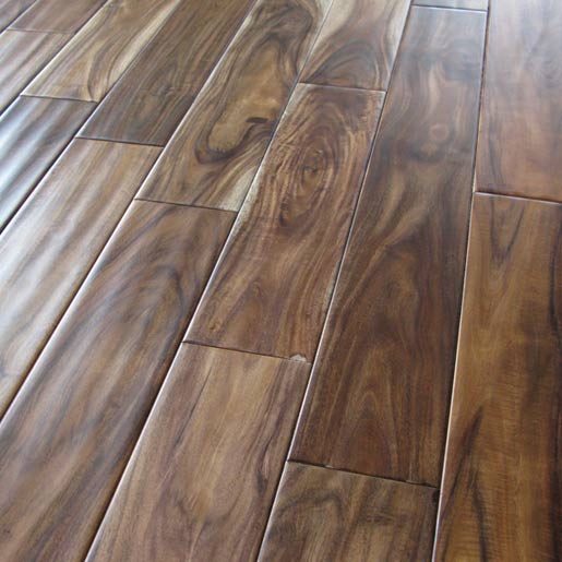 FANTASTIC FLOOR Engineered VS. Solid Flooring What's the Difference?